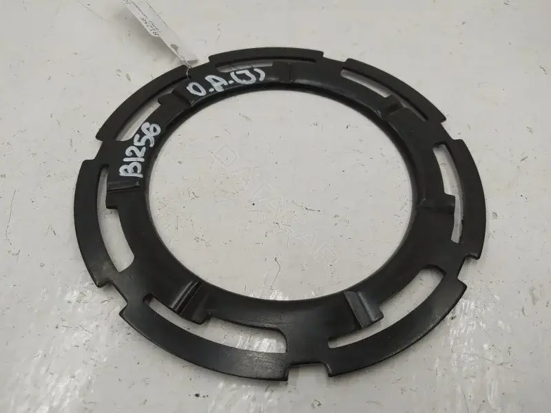 Гайка топливного бака H10325852G