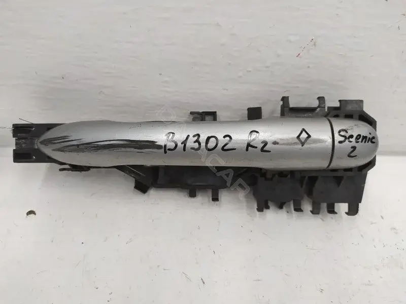 Ручка двери 820028463SX