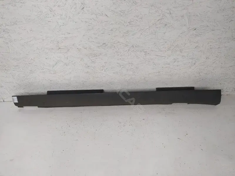 Накладка на порог 5P0853851E