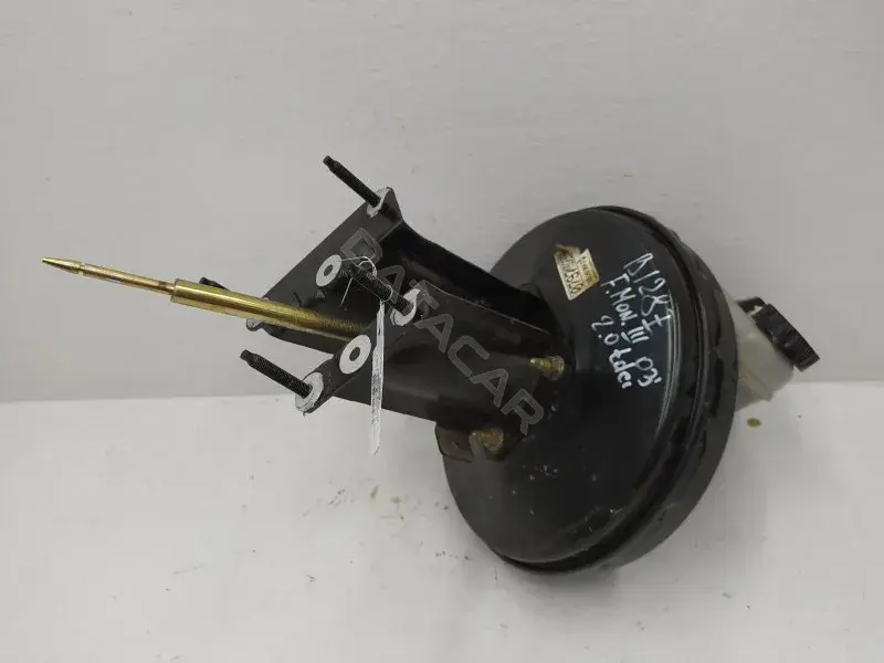 Вакуумный усилитель тормозов 2S712B195CD