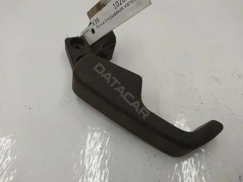 Ручка открывания капота 357823533