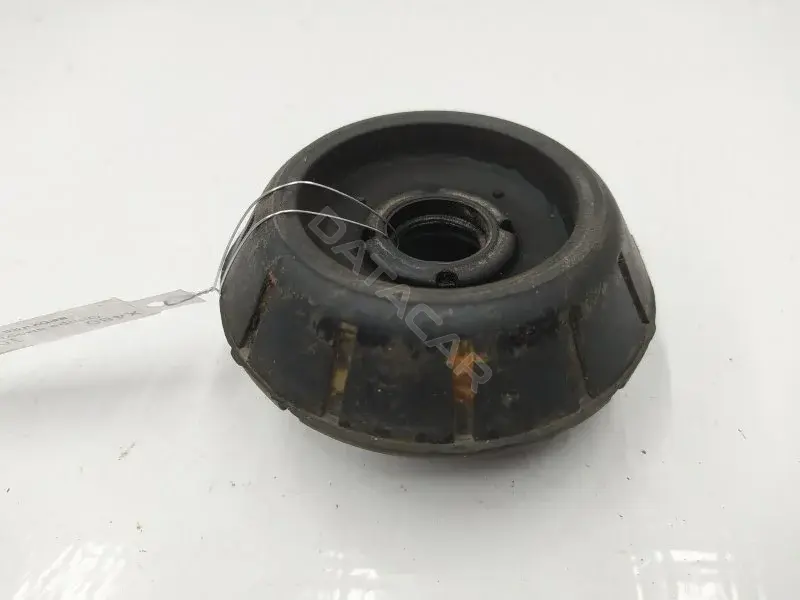 Опора амортизатора 486090H010