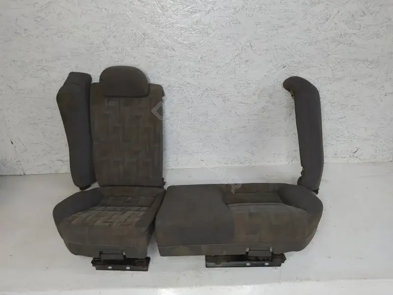 Сиденье 10283904