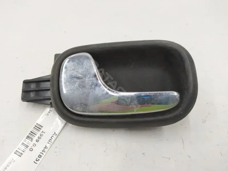 Ручка двери 8D0839019