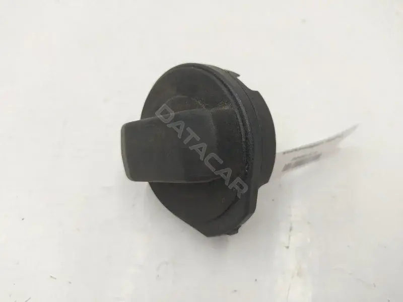 Крышка топливного бака 1J0201553C