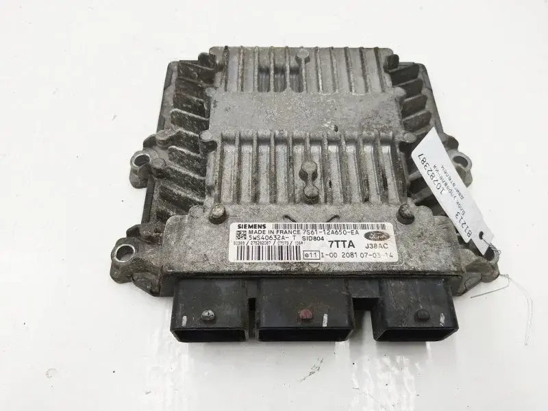 Блок управления двигателем 7S6112A650EA