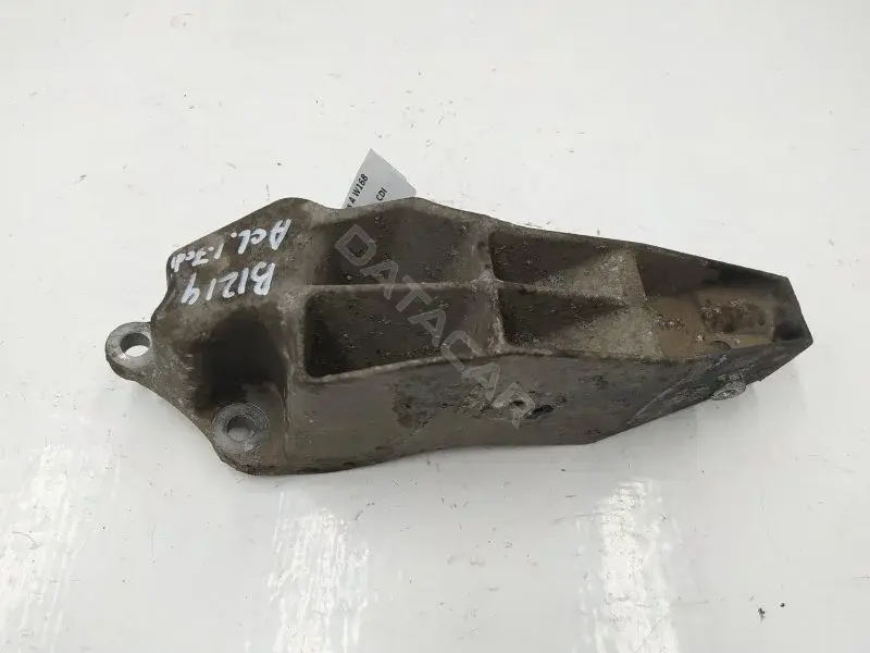 Кронштейн КПП A1682410901