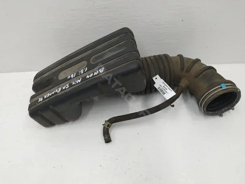 Патрубок воздушный MR266800