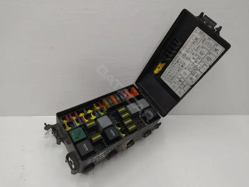 Блок предохранителей 2M5T14A067BB