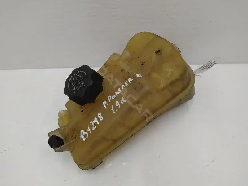 Расширительный бачок 10279309