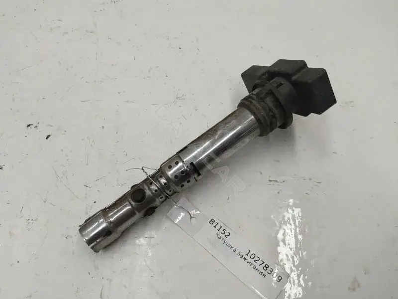 Катушка зажигания 03D905715A