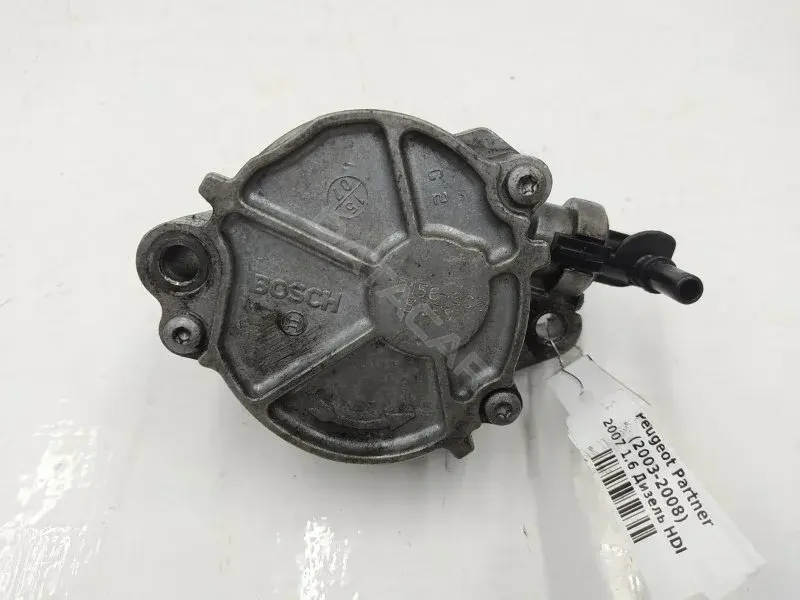 Вакуумный насос D1562C2