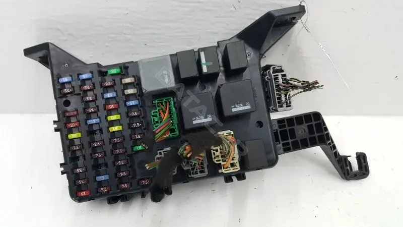 Блок предохранителей 4S7T14A073AB