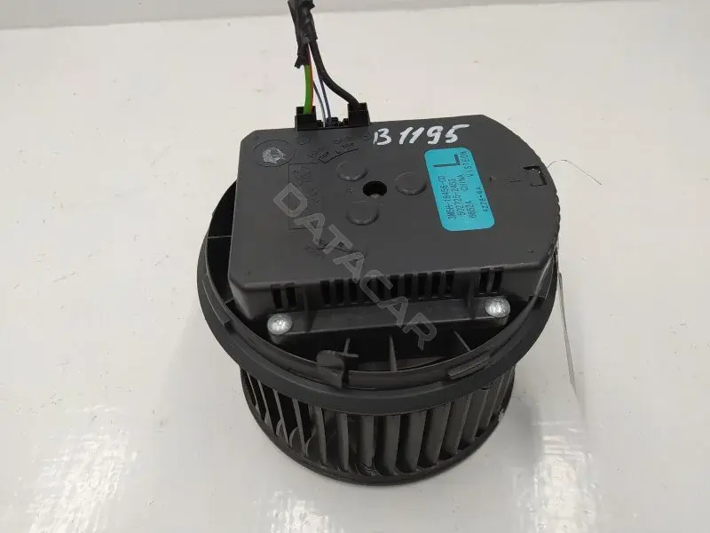 Моторчик печки 3M5H18456CD