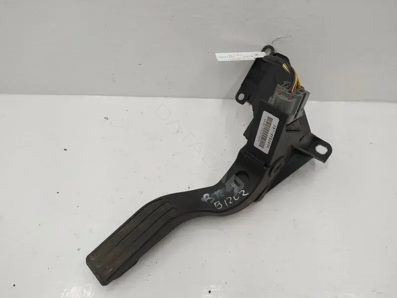 Педаль газа 2S719F836DA