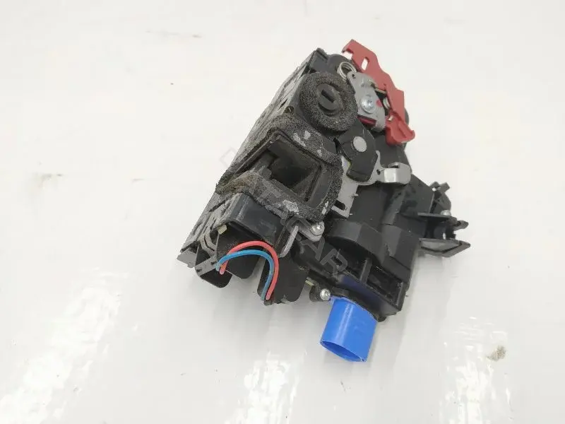 Замок двери 6Y0839015A