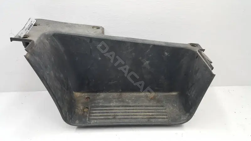 Подножка 130582807SX