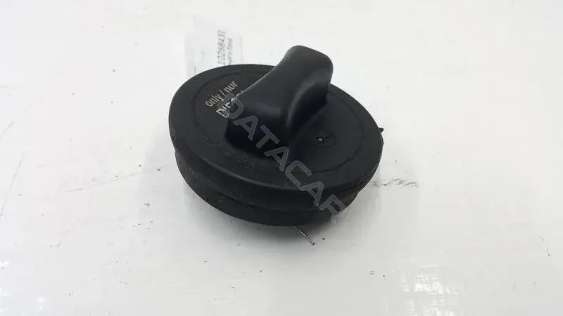 Крышка топливного бака A2204700105