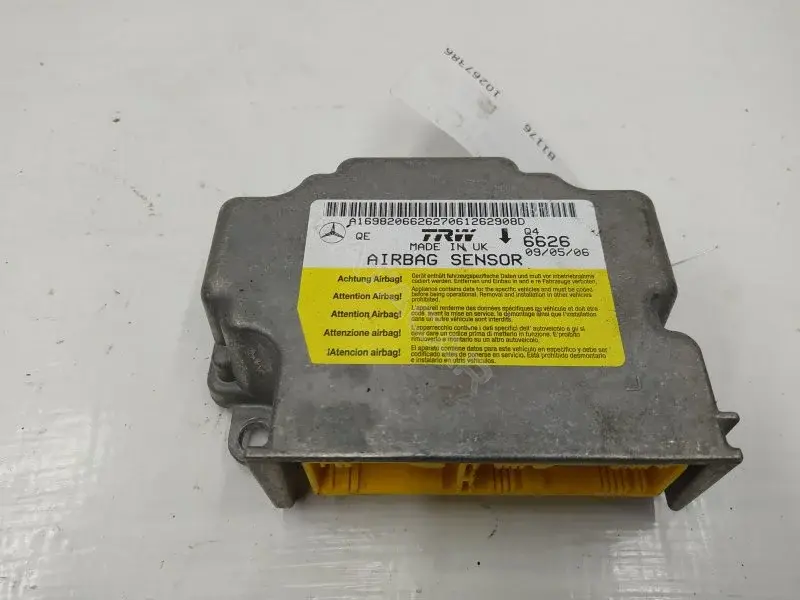 Блок управления подушками безопасности A1698206626