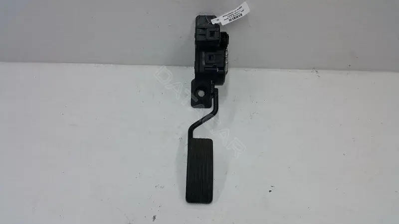 Педаль газа APM3000563160132