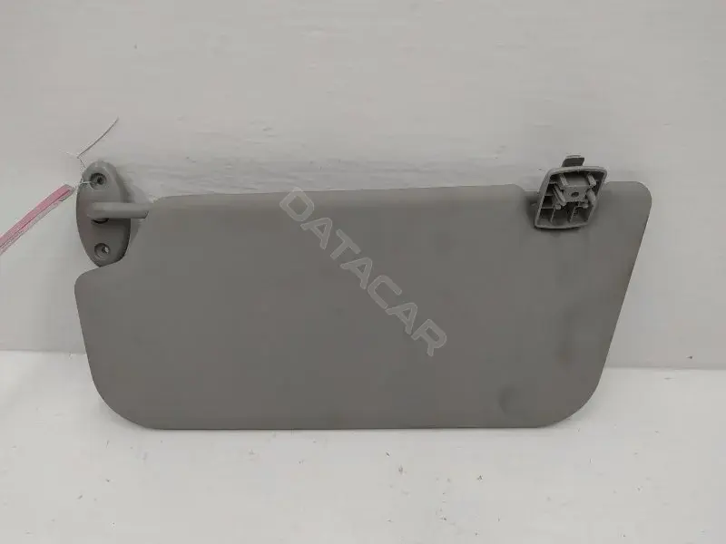 Козырек солнцезащитный 2S61A04100W