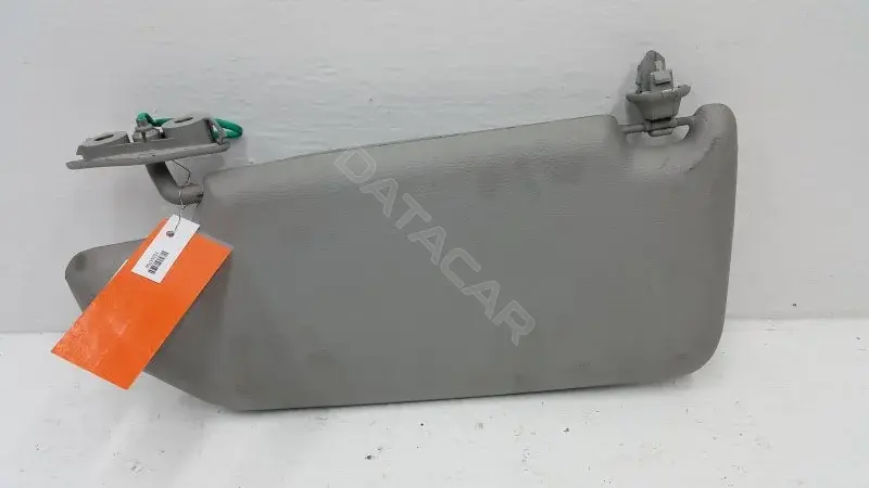 Козырек солнцезащитный 10264706