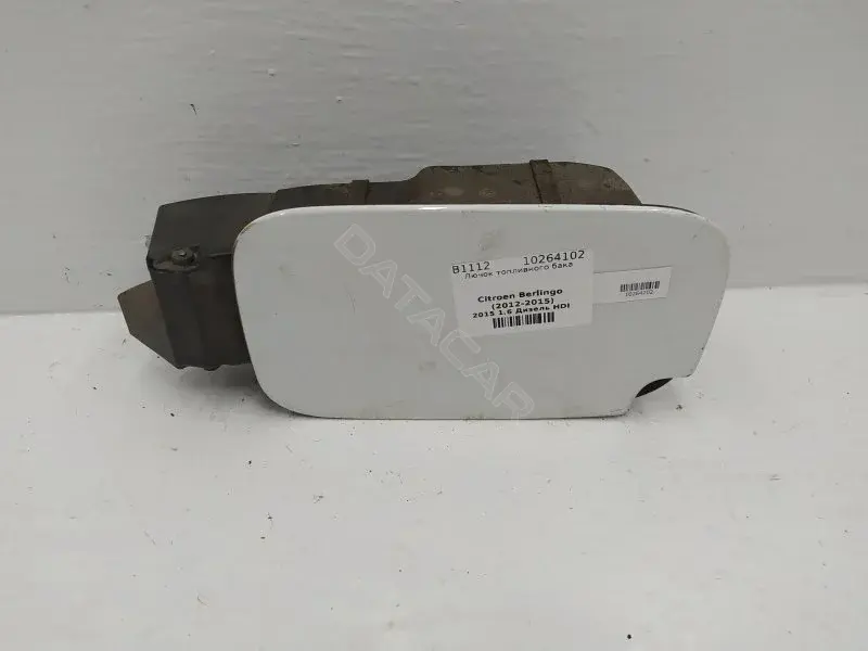 Крышка лючка топливного бака 9802300180