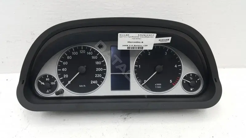 Панель приборов A1695408747