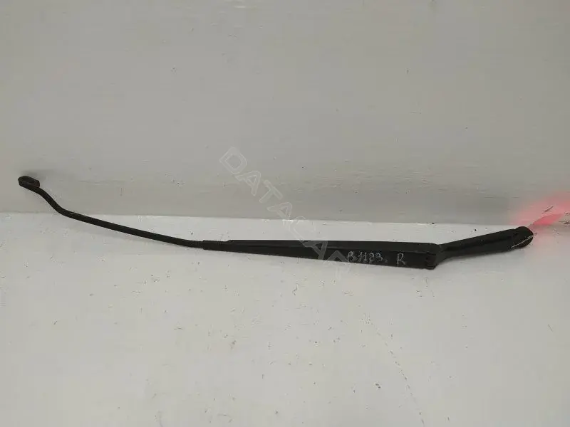 Рычаг стеклоочистителя XS4117526BC