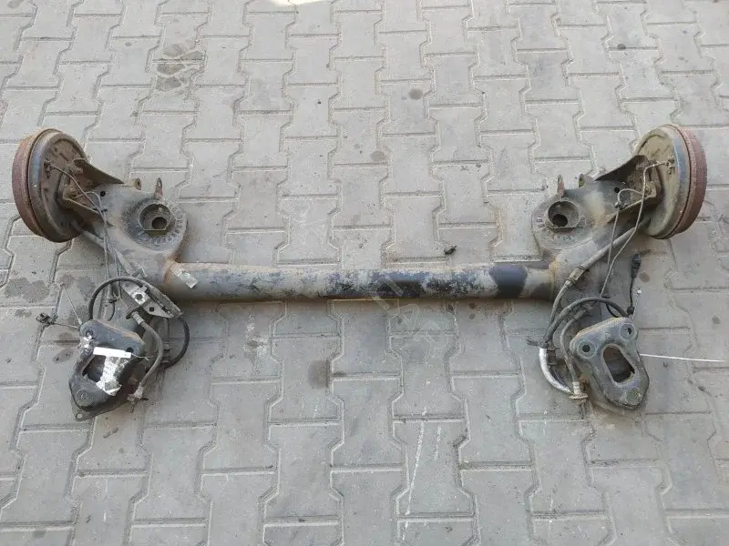 Балка подвески 10260675