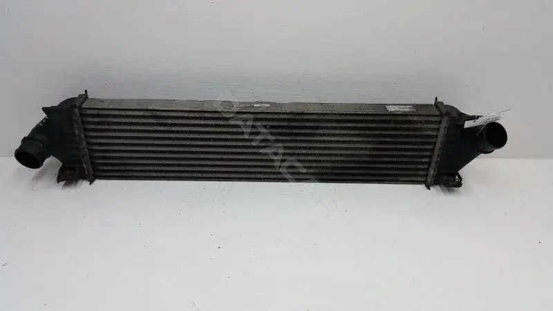 Интеркулер 8V619L440AC
