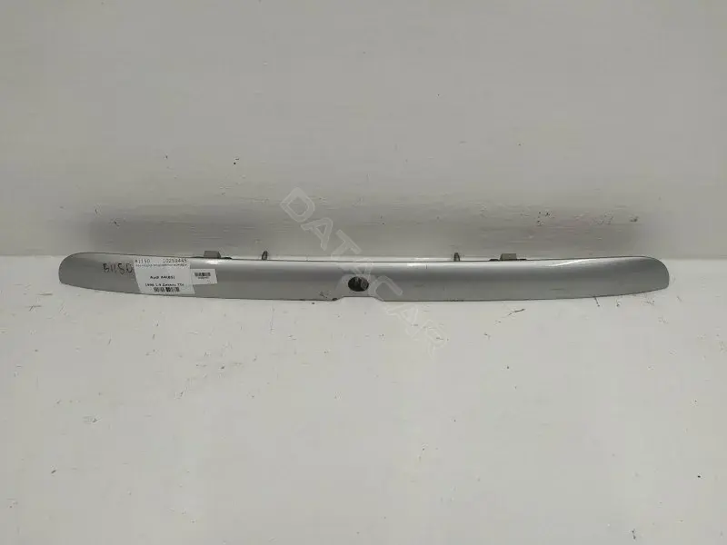 Фонарь подсветки номерного знака 8D9827574