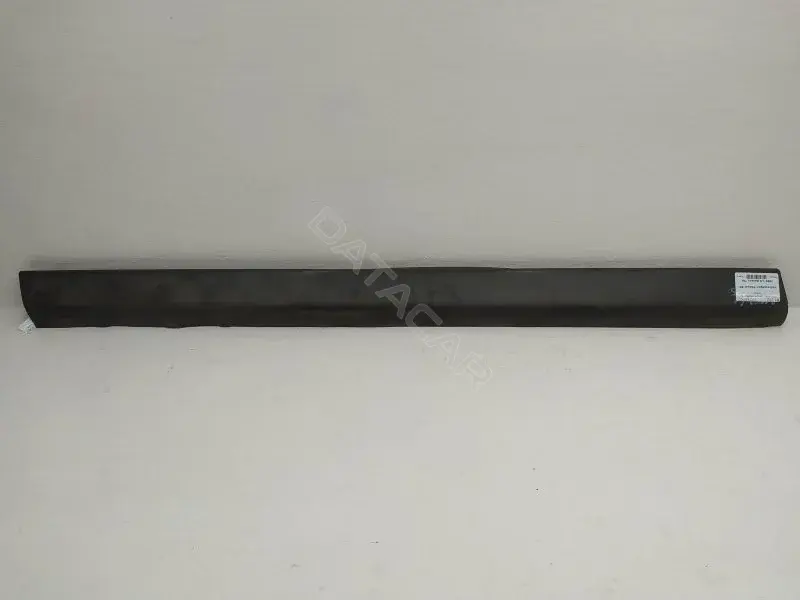 Молдинг двери 3B0854939B