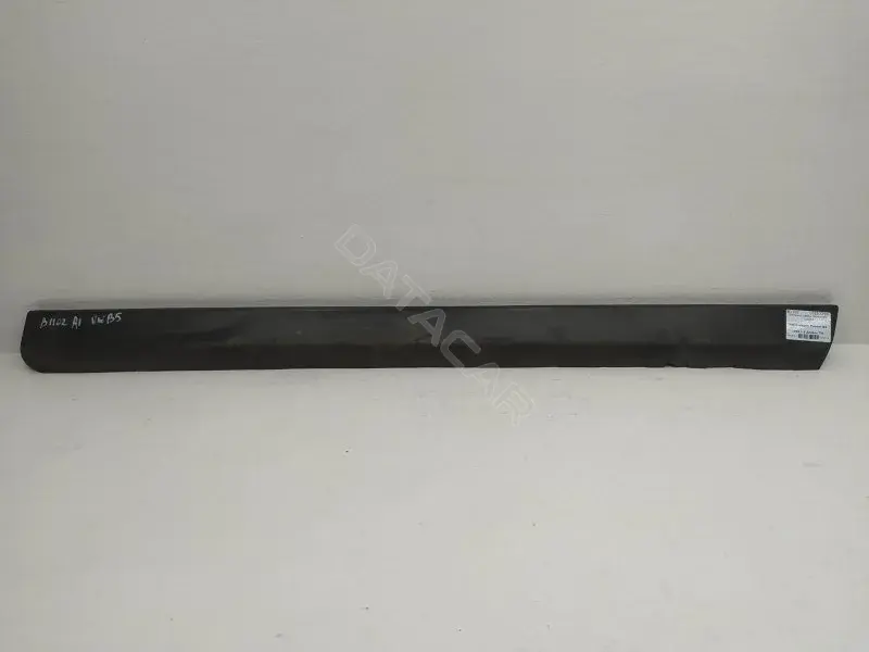 Молдинг двери 3B0854940B