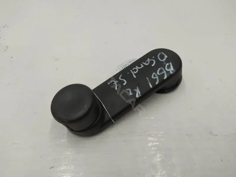Ручка стеклоподъемника 8200673745