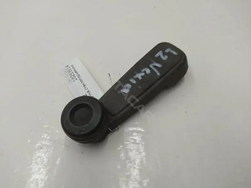 Ручка стеклоподъемника 96101098