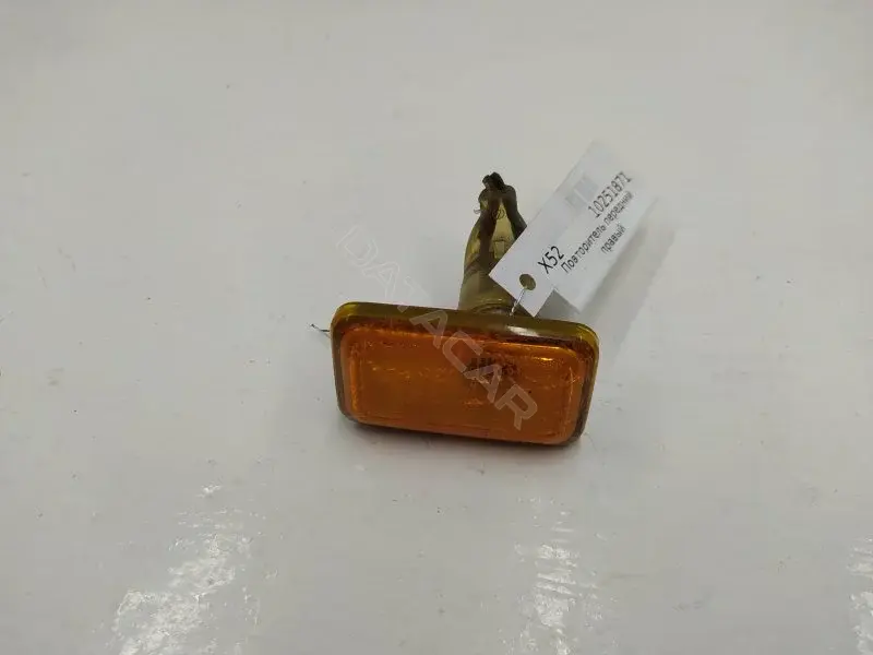 Повторитель передний 161949117A