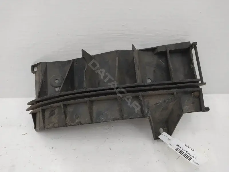 Кронштейн-направляющая бампера 8L08073777D