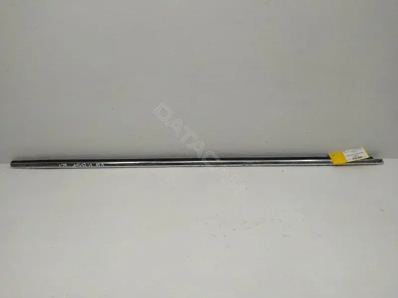 Молдинг двери 3B0837476
