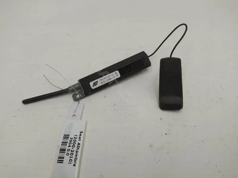 Антенна 7M0035577G
