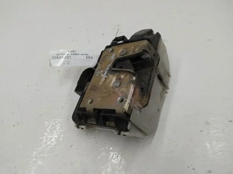 Замок двери 6K1837015