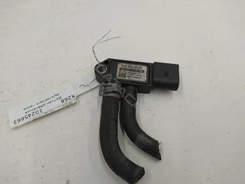 Датчик давления выхлопных газов 076906051A