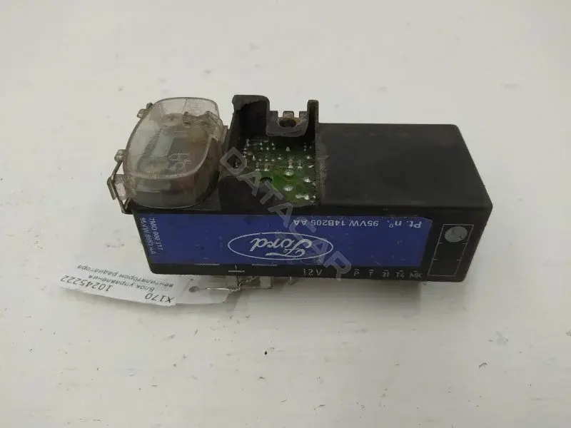 Блок управления вентилятором 7M000031795VW14B205AA