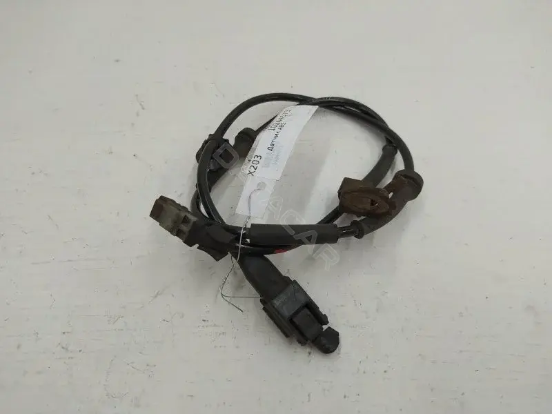 Датчик АБС 8200441401