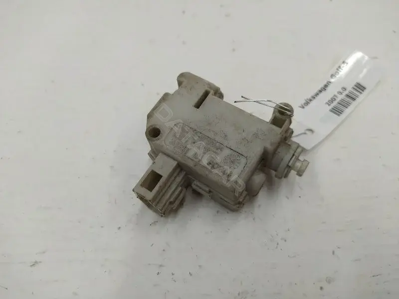 Замок лючка топливного бака 1K6810773