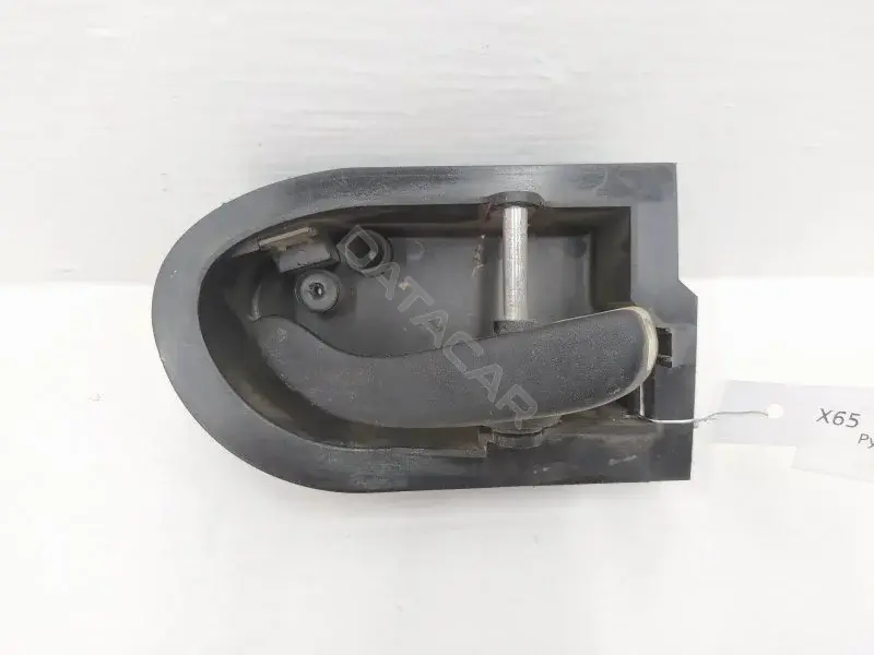Ручка двери 93BBF22600AE