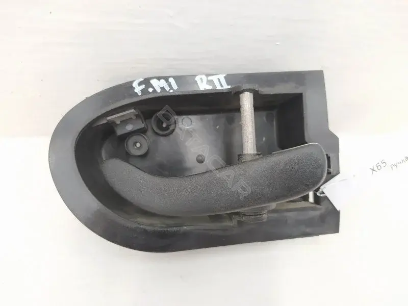 Ручка двери 93BBF22600AE