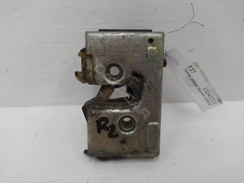 Замок двери 357839016D