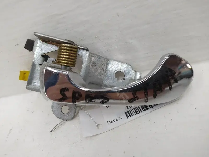 Ручка двери MR288395