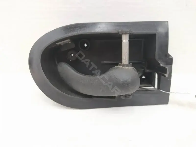 Ручка двери 93BBF22600AE